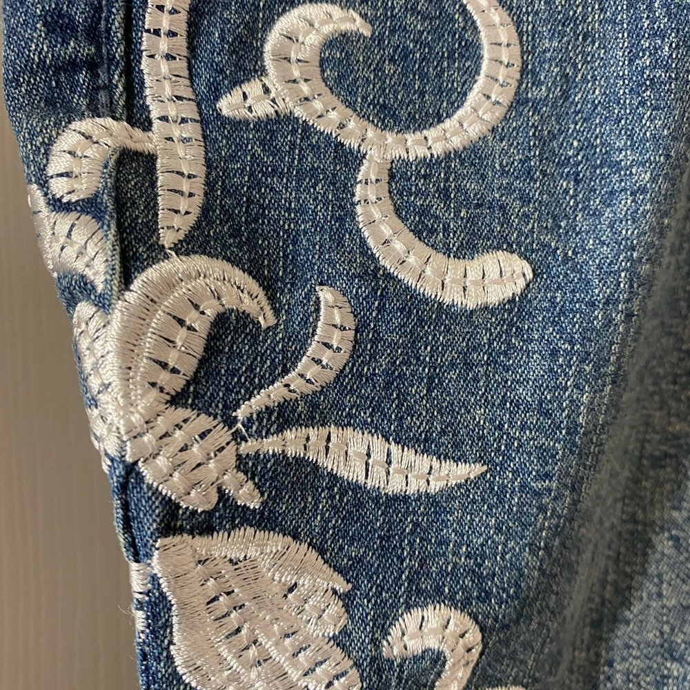 Embroidery Stretch Jeans 16WP - Picture 5 of 7